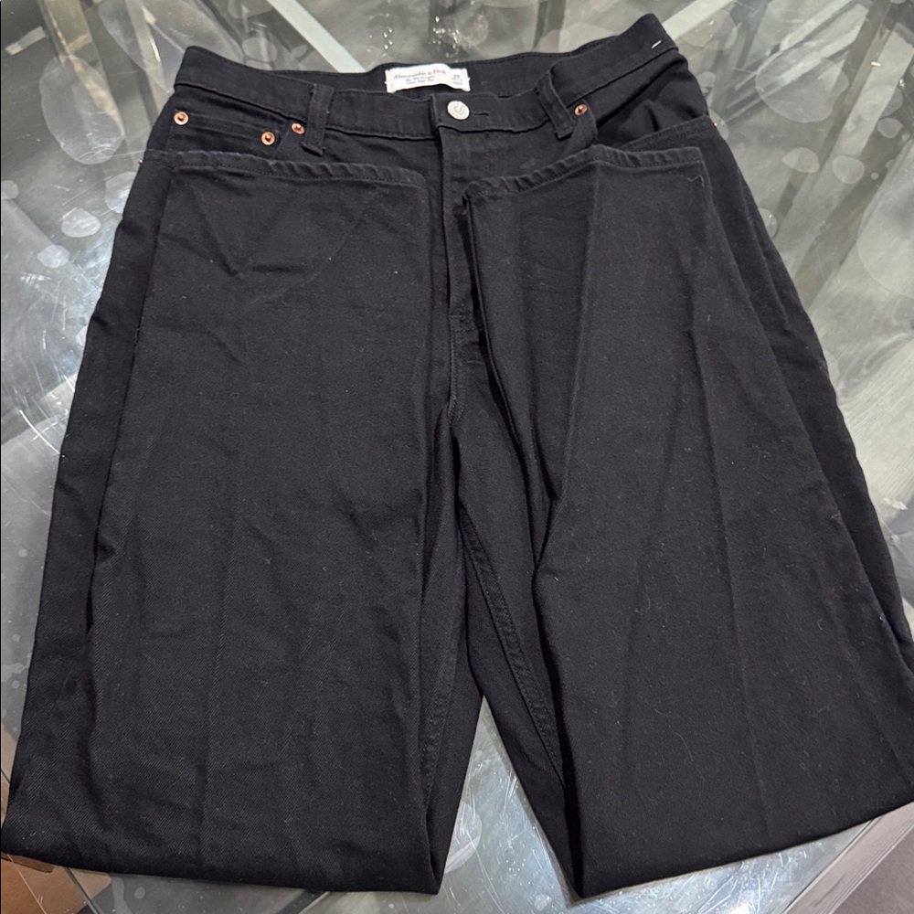 Abercrombie & Fitch Black 90s Straight Ultra High Rise Size 29